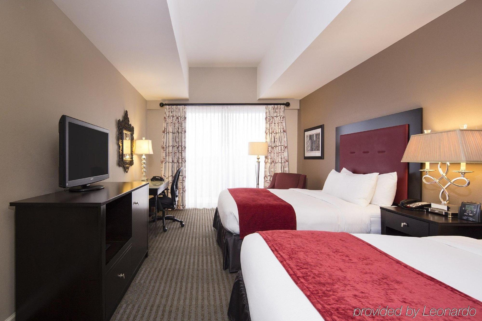 Doubletree By Hilton Hotel Raleigh - Brownstone - University מראה חיצוני תמונה