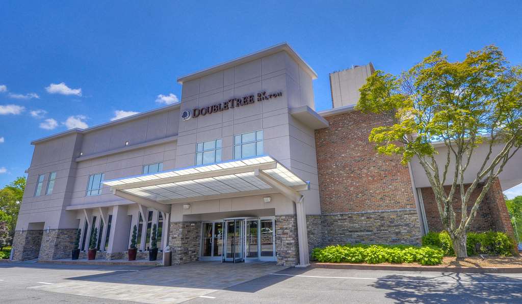 Doubletree By Hilton Hotel Raleigh - Brownstone - University מראה חיצוני תמונה