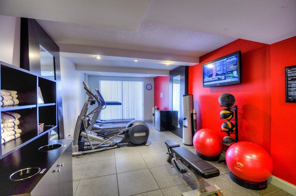 Doubletree By Hilton Hotel Raleigh - Brownstone - University מתקנים תמונה