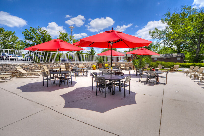 Doubletree By Hilton Hotel Raleigh - Brownstone - University מראה חיצוני תמונה
