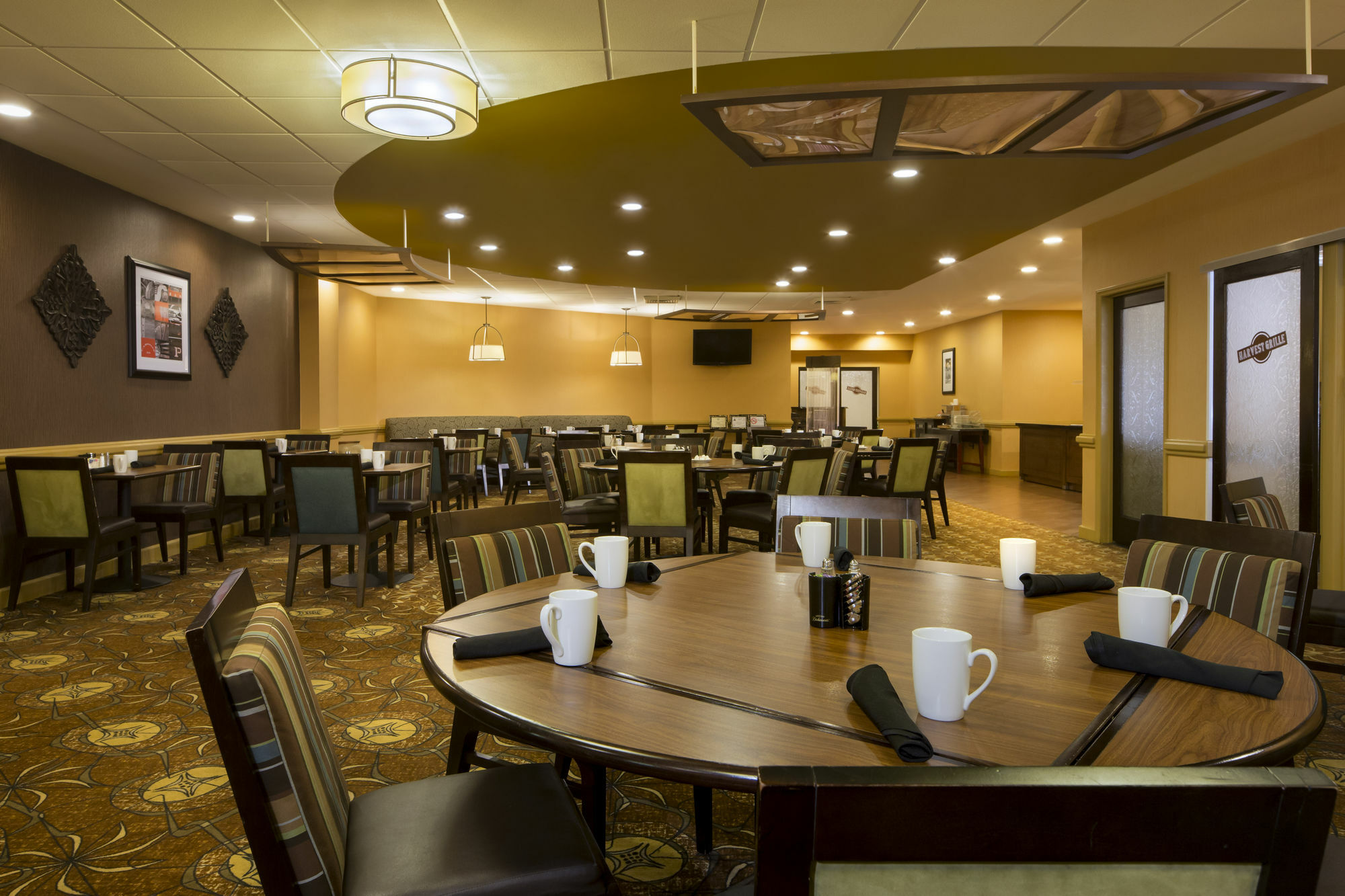 Doubletree By Hilton Hotel Raleigh - Brownstone - University מראה חיצוני תמונה